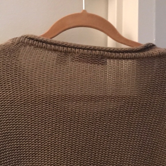 Ruby and Jenna Cream Ombre Sweater Size Large - Picture 7 of 7